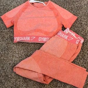 Gymshark Peach Flex set